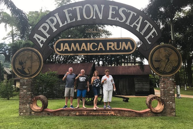 Appleton Rum Factory, Ys Falls, Black River Safari, Floyd’s Pelican Bar - Four sides of Jamaica in one long day