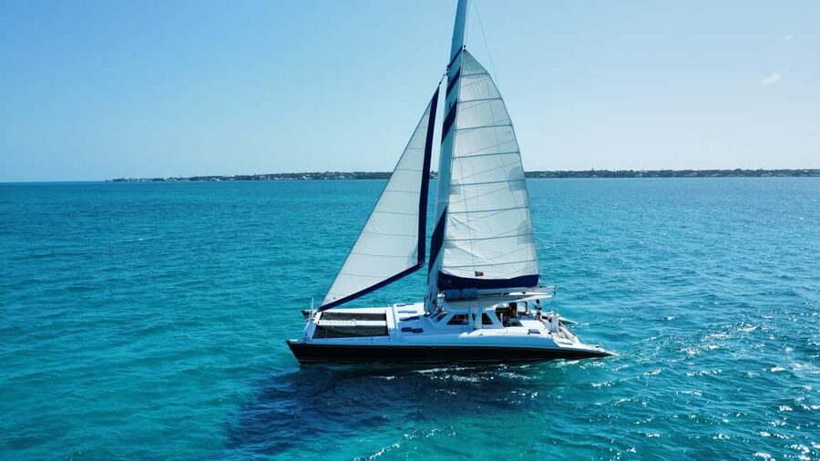 Bahamas: Swimming Pigs & Snorkeling Cruise with Lunch & Rum - Key points to know before booking