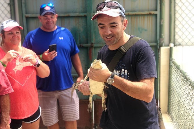 Black River Safari, YS Falls and Appleton Estate - Who will get the most from this tour