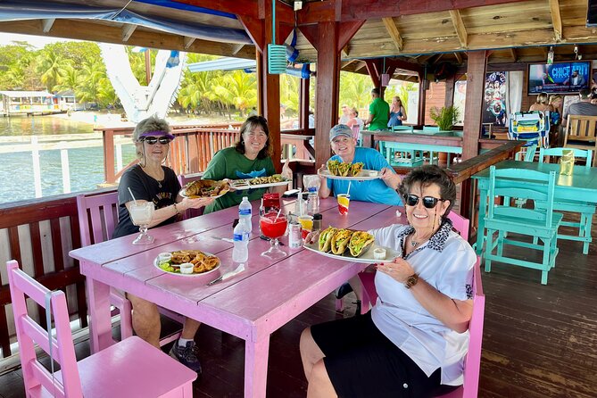 Customizable Roatán Private Tour: Rum, Chocolate & Island Culture - Chocolate at the Roatan Chocolate Factory