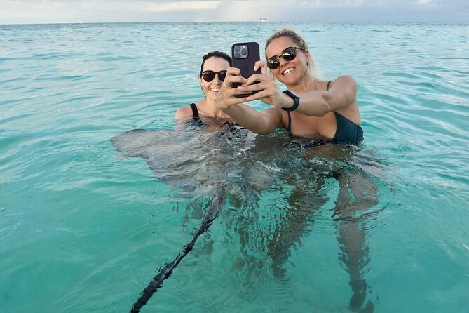 Grand Cayman Catamaran Tour to Stingray City and Rum Point - What the $123.50 price includes
