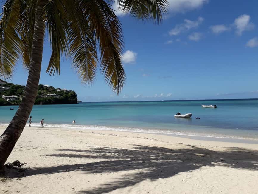 Grenada: Culture and Nature Island Tour with Chocolate & Rum - St. George’s gives you the island’s story in steep streets
