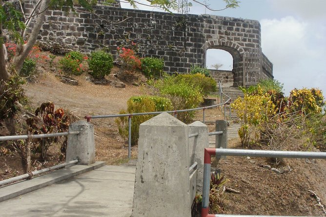 Grenada Express Tour - Annandale, Fort Fredrick, Rum Distillery & Beach Tour - Fort Frederick for Grenada’s past and high views