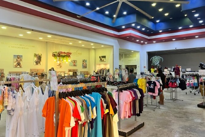 Guided Shopping Tour to Bella Mare Store (Cigars, Chocolate, Rum and Souvenirs) - The guides can make or break the stop