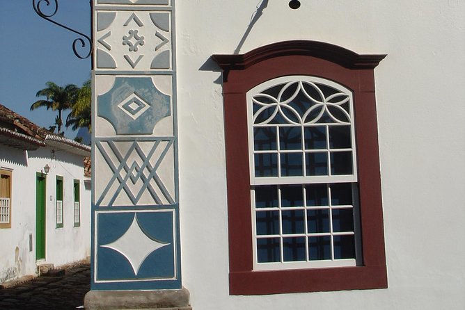 Historical Tour with Cachaça Tasting - BY PARATY TOURS - Cachaça adds a taste of regional culture