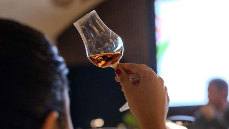 Master Rum Maker Tour - Five generations of family rum-making in Madrid