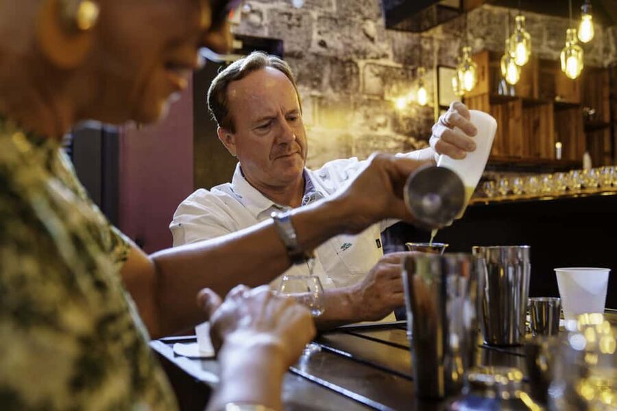 Nassau: 45-minute Private Rum Tasting & Mixology - Tasting three Bahamian rums