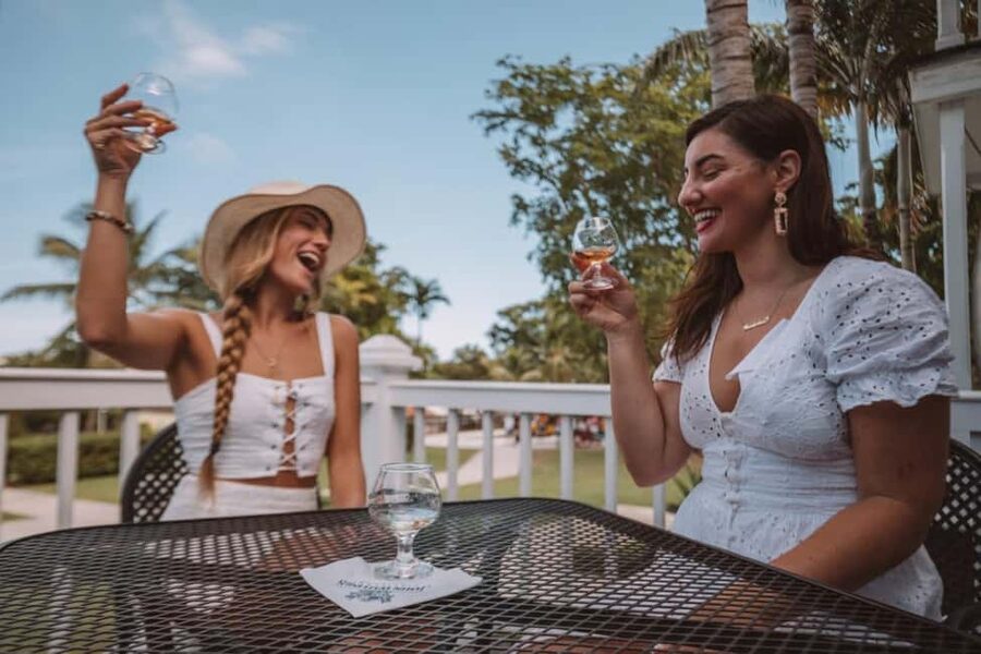 Nassau: Island Highlights Tour with Rum Tasting - Seeing Atlantis without making it the whole day