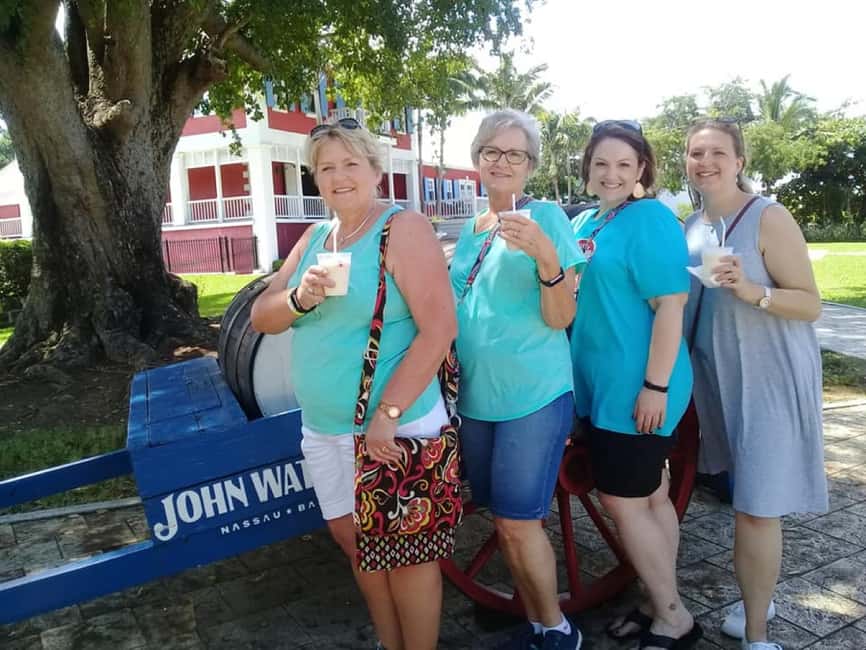 Nassau: Island Highlights Tour with Rum Tasting - Queen Victoria’s Staircase and the first look at Nassau