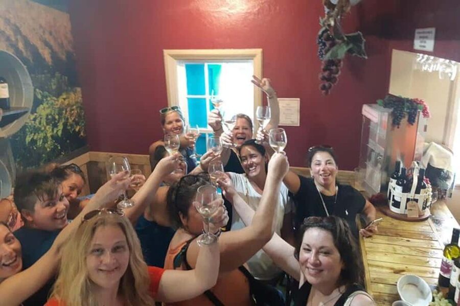 Nassau: Private Rum Reggae and Rhythms Tour - Starting at Pompey Square
