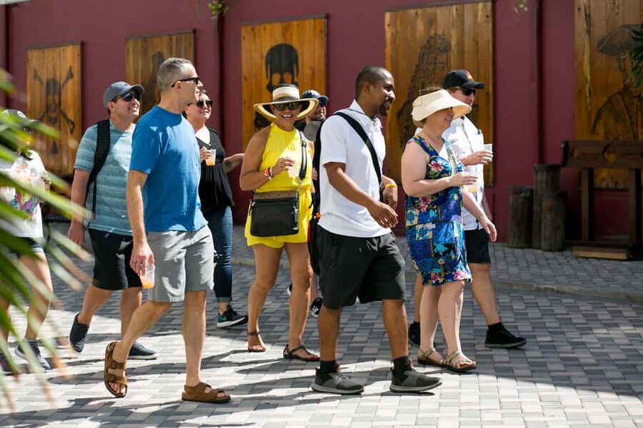 Nassau: Rum Tastings and Culinary Walking Tour - Timing, heat, and what to wear