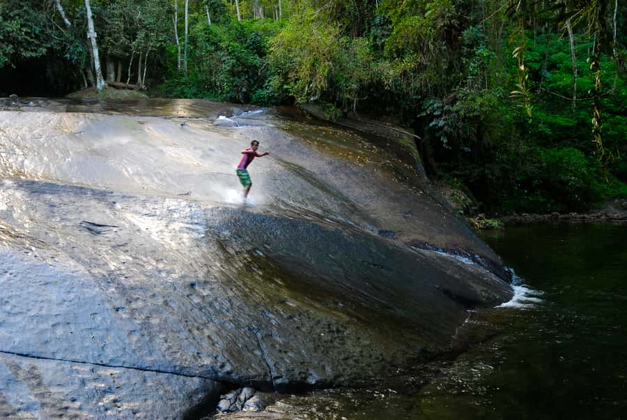 Paraty: Jungle Waterfalls and Cachaça Distillery Jeep Tour - A regional lunch by the Pereque-açu River