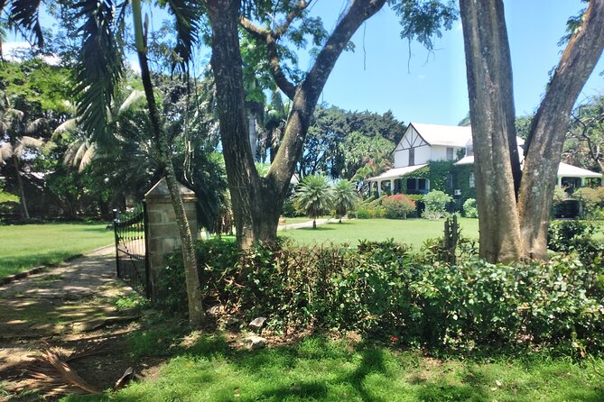 Private Hampden Estate Rum Tour from Montego Bay or Falmouth - Seafood lunch at Outtaroad Crabby