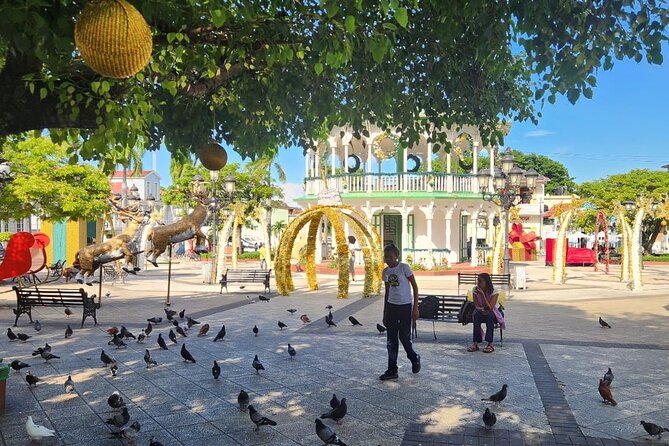 Puerto Plata: City Tour with Rum, Chocolate and Cigars - Central Park, the cathedral and Victorian streets