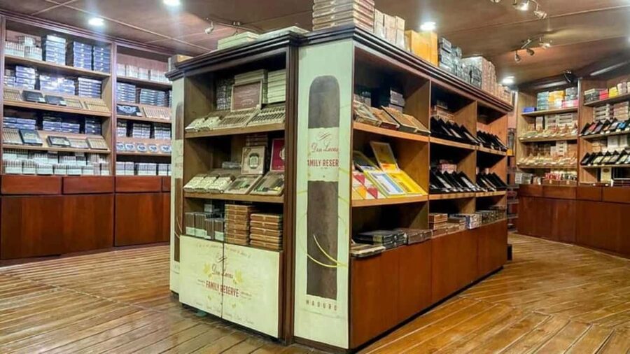 Punta Cana: Don Lucas Cigar, Chocolate, & Rum Tour - Dominican coffee from bean to cup