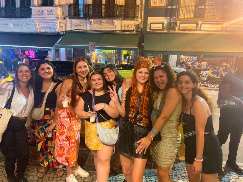 Rio: Pub Crawl in Lapa with Cachaça Tasting and Live Samba - A photo stop at Selarón Steps