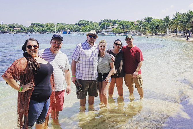 Roatan Monkey and Sloth Tour with Chocolate and Rum Factory - The guide can make or break the day
