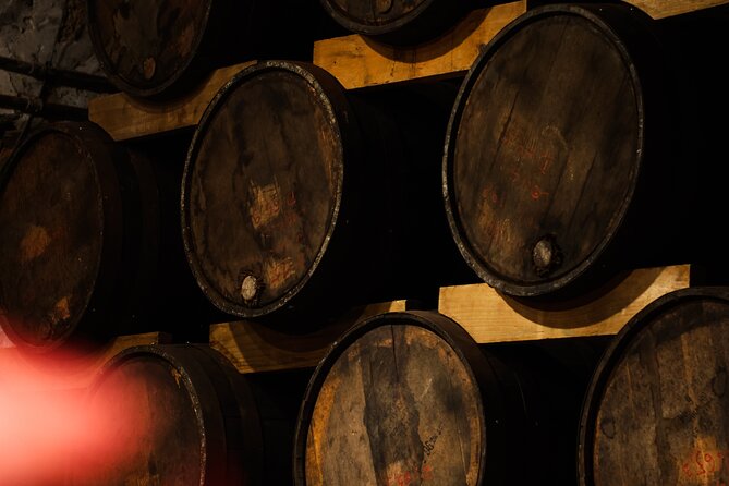 Rum Tasting Experience in the Old Barrel House - What to expect from the four to seven pours