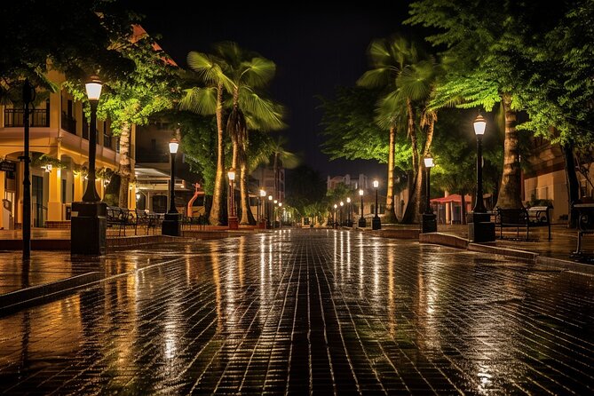 San Juan Ghost Tour: Shrieks in the Sugarcane - Why this ghost walk works in Old San Juan