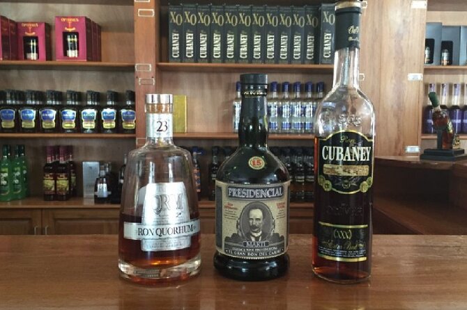 Shopping Tour In Don Lucas Cigar Factory, Rum tasting, Cocoa factory, Souvenirs - Dominican coffee, rum, and chocolate