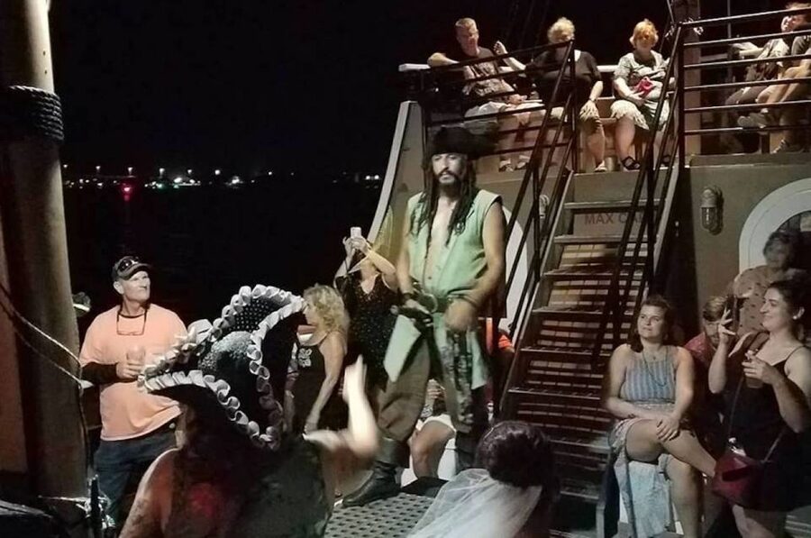 St. Augustine: The Black Raven Rum Runners Pirate Show (21+) - My Take on the $31 Black Raven Experience