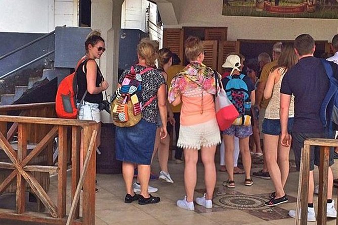 Taste of Grenada: Rum Hopping & Lunch - House of Chocolate brings Grenada’s cocoa story to life