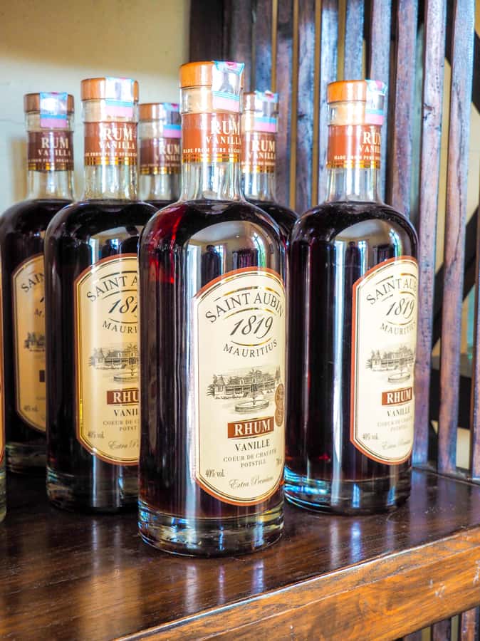 Tea, Rum & Vanilla Route - Bois Chéri: from tea leaf to tasting cup