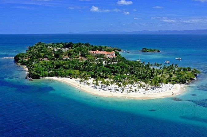 Whale Watching and Bacardi Island day trip from Punta Cana - What the $158.99 price really covers